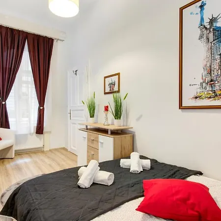 Standard By Hi5 - Weiner Leo * Budapest