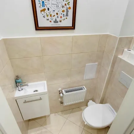 Standard By Hi5 - Weiner Leo Apartment *
